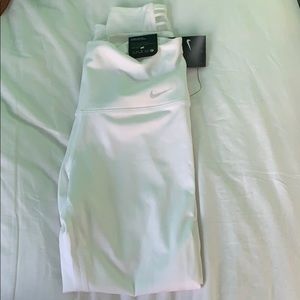 Women’s Nike leggings